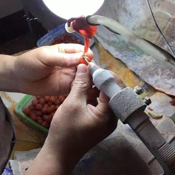 南红玛瑙从开采到加工成品过程曝光