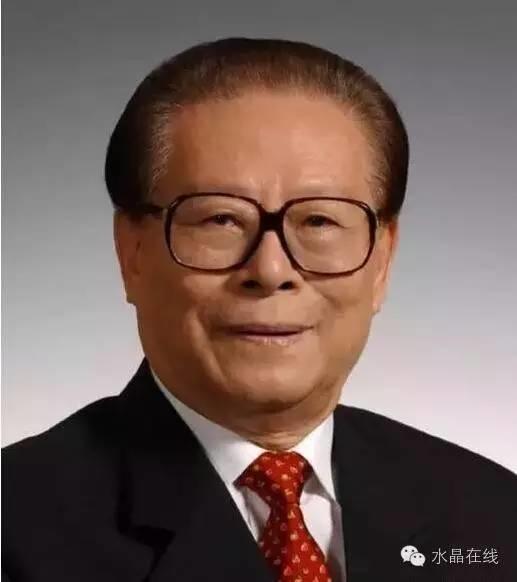 天然水晶有什么功效作用？看看有哪些牛X人佩戴就知道了！