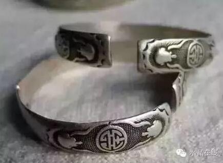 珠宝有放射性吗？人养玉玉养人是不是真的？银饰变黑是有毒吗？