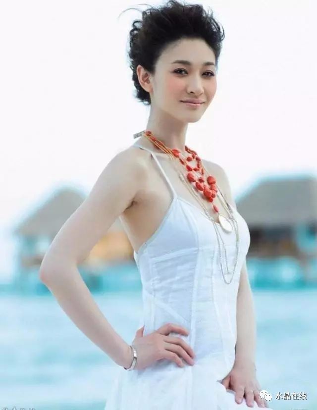 你肯定想不到南红玛瑙竟让这些明星艺人如此喜欢